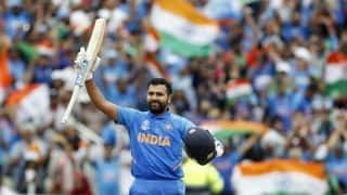विश्व कप में 4 शतक लगाने पर रोहित शर्मा ने कहा- अतीत पर ध्यान नहीं देता